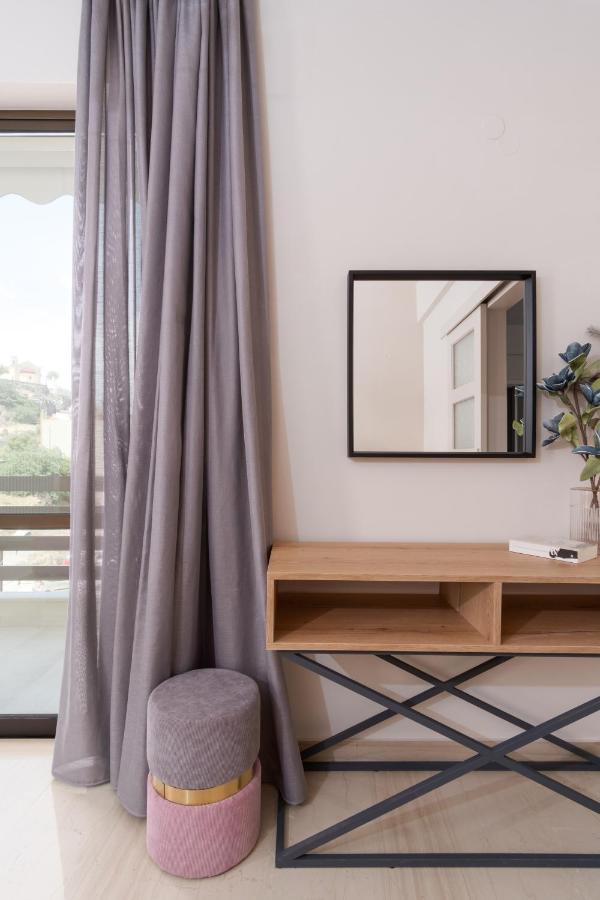 Nima1 4 Bedroom Apt Centraly Located In Rethimno Exterior photo
